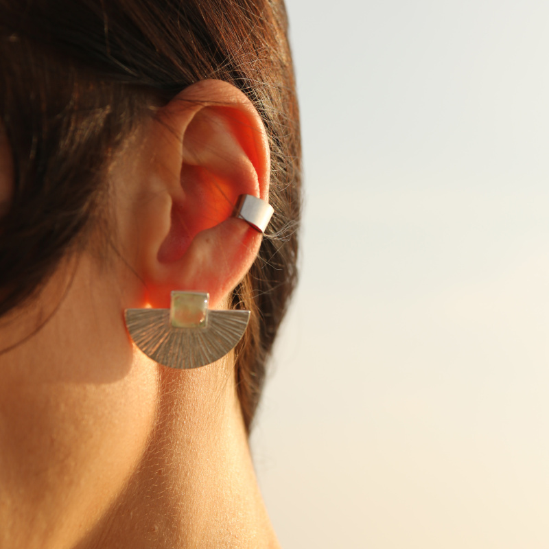 Серьги Равновесие с пренитом