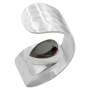 Кольцо чеканное «Фольга» с гранатом каплевидным