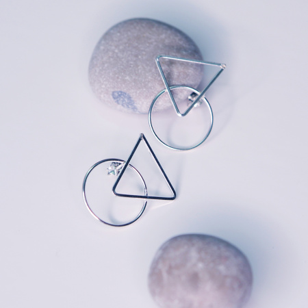 Серьги гвоздики колечко и треугольник «Геометрия»