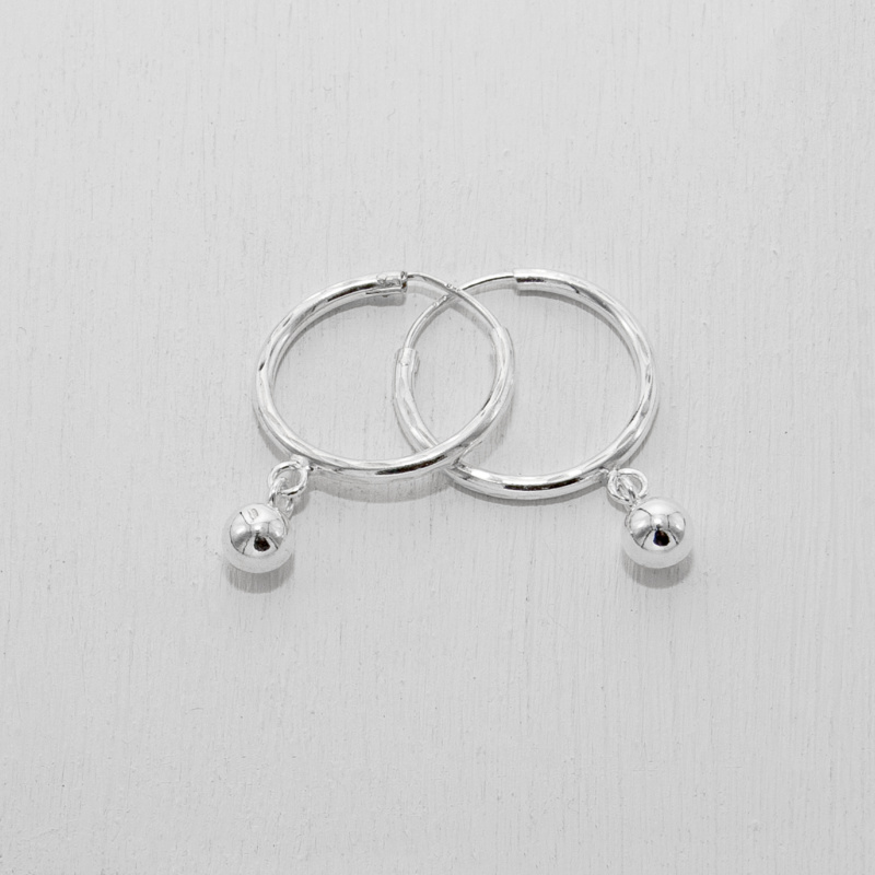 Серьги кольца D20 с шариком