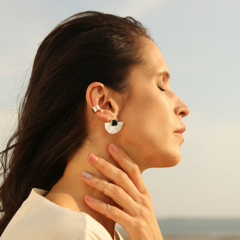 Серьги Равновесие с черным ониксом