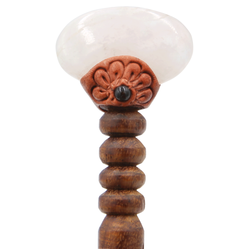 Деревянная заколка - шпилька с розовым кварцем овал